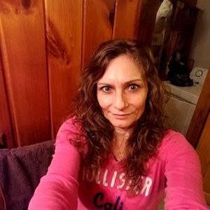 Meet your Posher, Anita